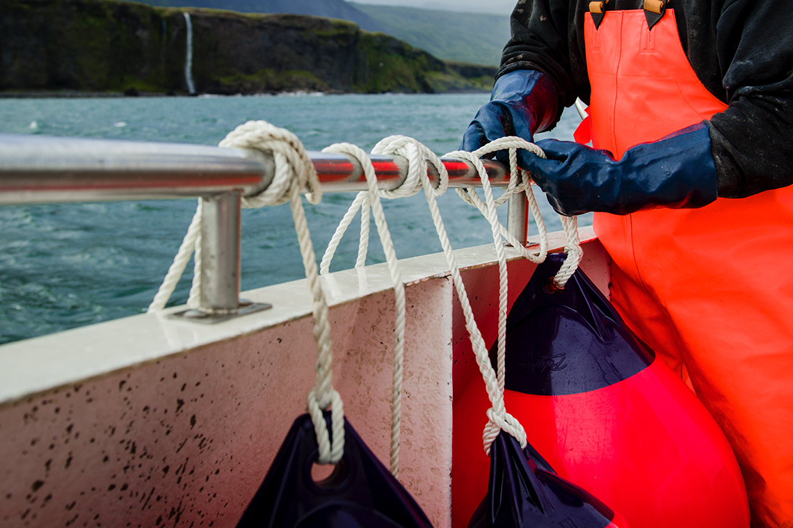 Boat size chart for when buoys are used as a boat fender, Polyform A Series